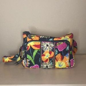 VERA BRADLEY CROSSBODY